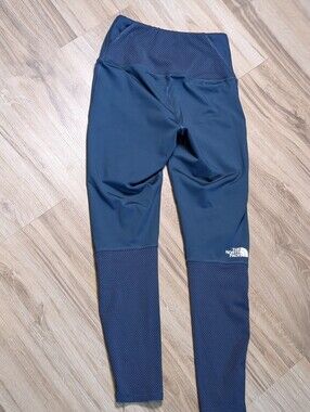 The North Face Active Trail Mesh High Rise Tight | Workout Pants Leggings Women